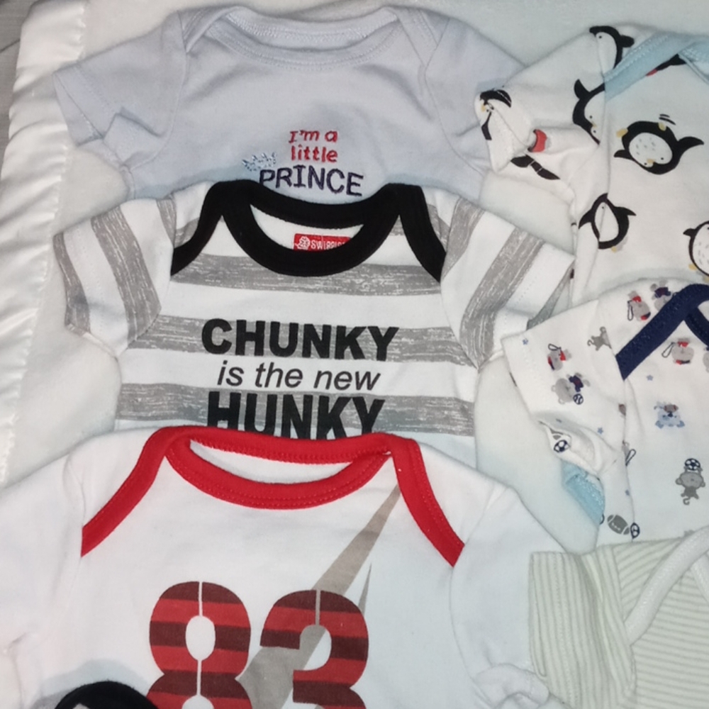 3/30$💛Baby bundle - Picture 2 of 5